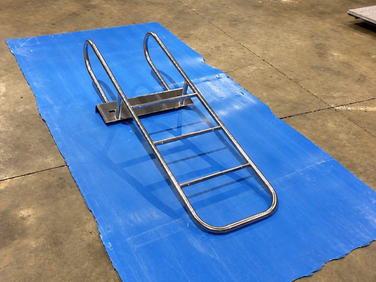 Escalera de acero inoxidable