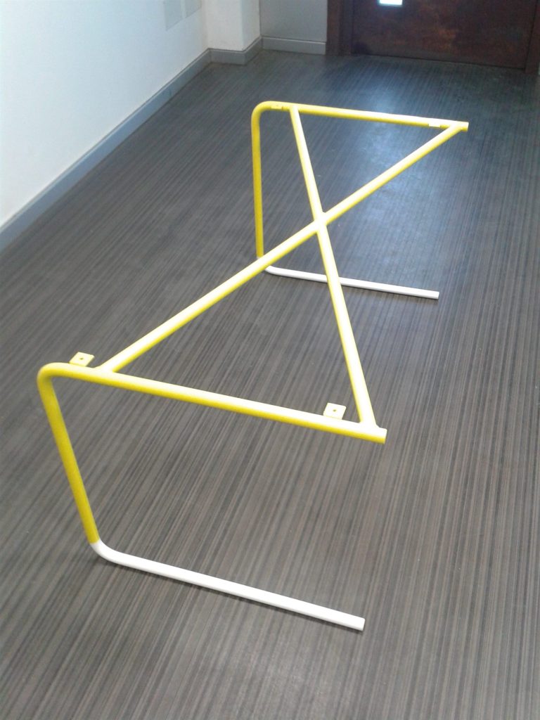 Patas de mesa en acero lacado a dos colores