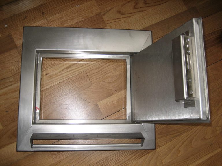 Conjunto de muebles en inox con cajón